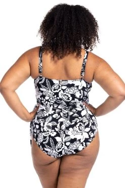 One Pieces Cantata Forte Black Hayes Underwire One Piece