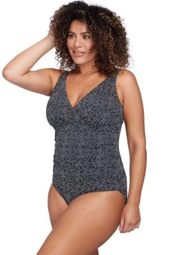 Zig Zag Black Delacroix One Piece One Pieces