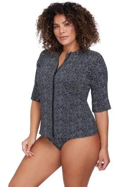 Zig Zag Black Seurat Short Sleeve Sunsafe Top