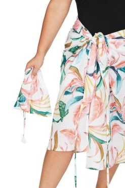 Covers April Spritz White Bach Sarong With Bag